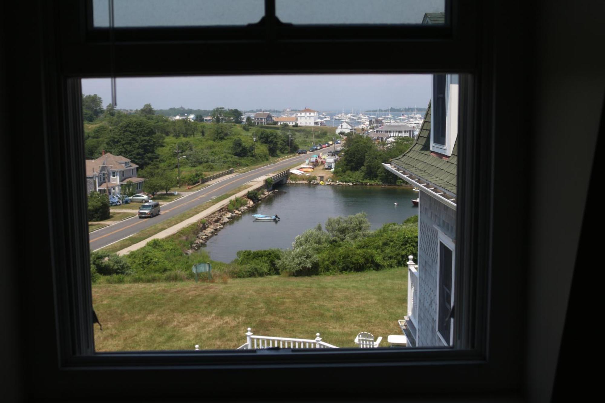Payne'S Harbor View Inn New Shoreham Exterior foto